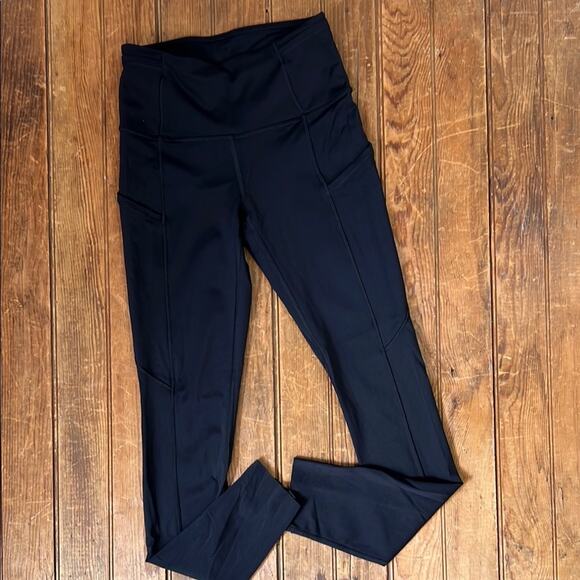 Women’s Lululemon Black High-Waisted Align Leggings size 2 - Picture 1 of 7